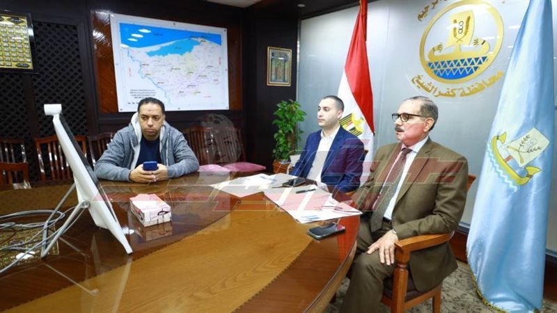 حضور الاجتماع