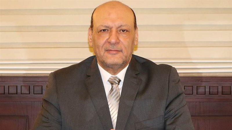 الدكتورحسين أبوالعطا