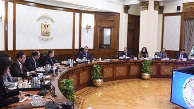 مجلس الوزراء يبدأ اجتماعه الأسبوعي لبحث عدد من الملفات السياسية والاقتصادية والاجتماعية