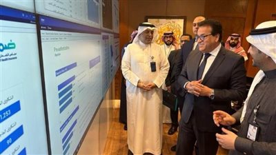 وزير الصحة يتفقد مجلس الضمان الصحي والمركز السعودي لاعتماد المنشآت