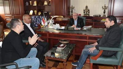 محافظ بني سويف يجتمع بمسئولي التموين لتكثيف الحملات الرقابية على الأسواق والمحال التجارية