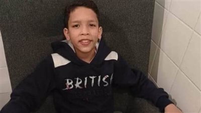 فريق من نيابة الخانكة يعاين موقع العثور على الطفل ضحية مدمنين لسرقة هاتفه بالخانكة