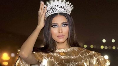 إطلالة فرعونية تلفت الأنظار في مسابقة ملكة جمال العرب.. صور