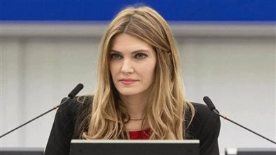 القضاء البلجيكي: إبقاء النائبة الأوروبية إيفا كايلي رهن الاحتجاز في تهم فساد