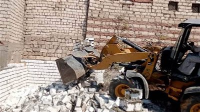 دون إصابات.. انهيار سقف منزل قديم غير مأهول بالسكان بملوي جنوب المنيا