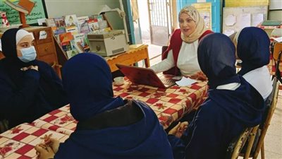 «دور الشباب في استراتيجية حقوق الإنسان» بثقافة السويس