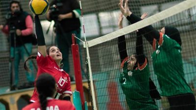 الأهلي يفوز على أصحاب الجياد في دوري سيدات الطائرة