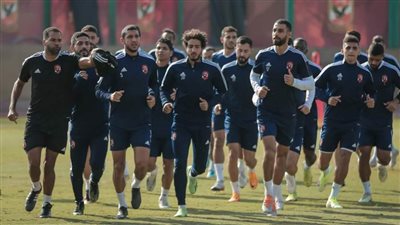 الأهلي يختتم تدريباته استعدادا لمواجهة سموحة غدا في الدوري الممتاز