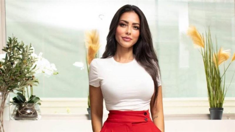 الفنانة ماري كريستين