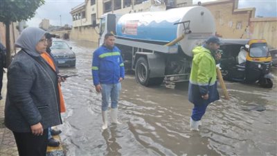 محافظ الإسكندرية: استمرار تواجد رؤساء الأحياء والأجهزة المعنية في الشوارع 