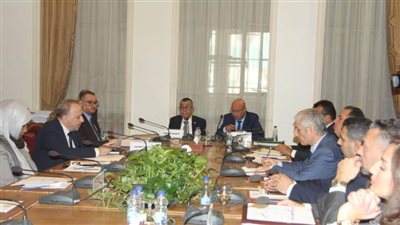 مؤتمر المشرفين على اللاجئين الفلسطينيين: هناك إصرار عربي على حق العودة والتعويض للاجئين ودعم الأونروا