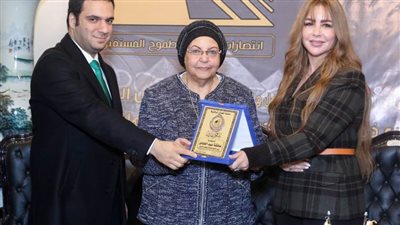 عائشة عبدالهادي رئيسًا للجنة العمال بحزب مصر أكتوبر 