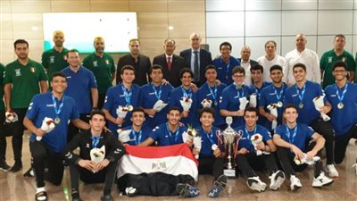 منتخب ناشئي اليد 2004 يغادر إلى ألمانيا للمشاركة فى دورة ودية