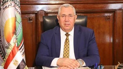 عاجل.. وزير الزراعة: الإفراج عن 172 ألف طن أعلاف بحوالي 81 مليون دولار