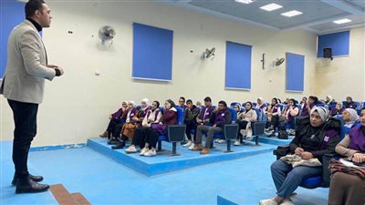 ندوة تثقيفية عن الإسعافات الأولية لأندية التطوع بمركز شباب العريش