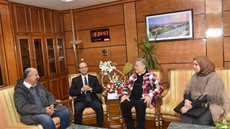 رئيس جامعة أسيوط