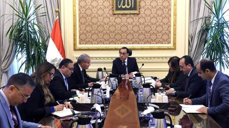 خلال الاجتماع