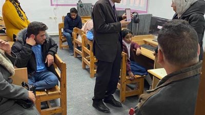 تطبيقات أندرويد هدية لطلاب مدرسة النور للمكفوفبن بالعريش