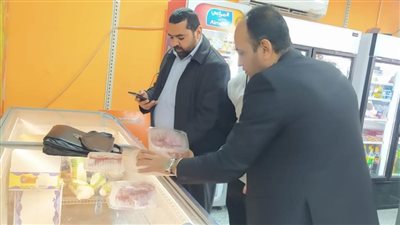 صحة الإسماعيلية تشن حملات مكثفة على الأسواق للتأكد من سلامة الأغذية