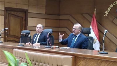 دورة تنشيطية حول تشغيل منظومة إصدار التراخيص للمحال العامة بالبحيرة 