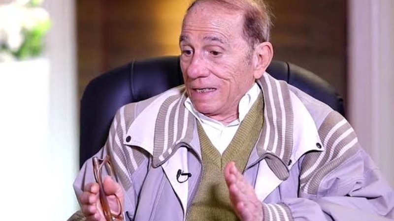 الفنان محمود الحدينى