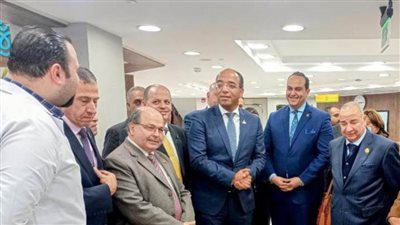 وفد برلماني يزور مجمع الإسماعيلية الطبي بالإسماعيلية .. ويتفقد 