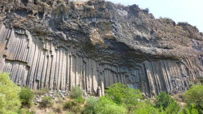 سيمفونية الأحجار