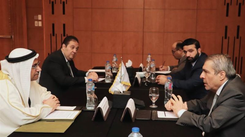 خلال لقاء رئيس البرلمان