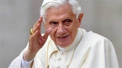 رئيس الطائفة الإنجيلية بمصر عن وفاة بابا الفاتيكان السابق: فقد العالم اليومَ رمزًا دينيًّا كبيرًا 