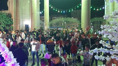 أجواء احتفالية بمحافظة كفر الشيخ بالعام الجديد 2023 بالحدائق وعلى ضفاف النيل