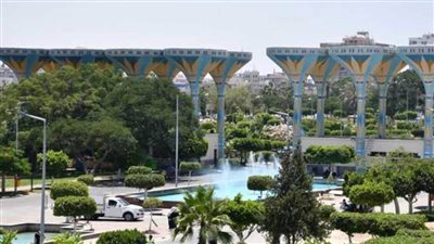 انتظام سير الامتحانات النظرية لنهاية الفصل الدراسي الأول بجامعة قناة السويس