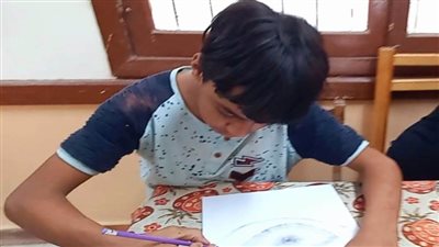 حياة كريمة.. إلحاق كريم ناجي بالتعليم المجتمعي وإدراجه بمنظومة تكافل وكرامة