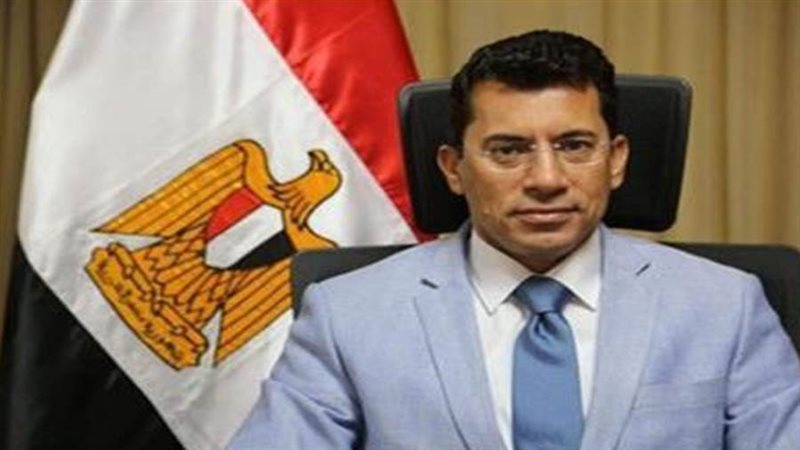 وزير الشباب والرياضة