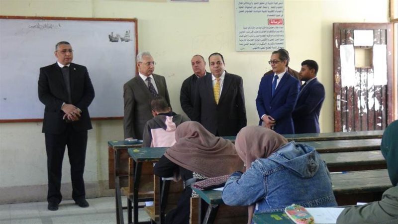 انطلاق امتحانات الفصل