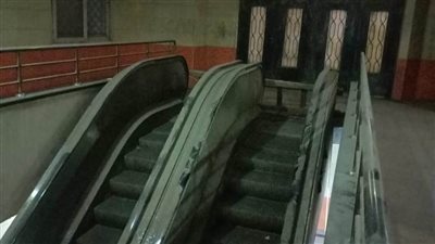 استغاثة لمحافظ القاهرة.. انقذوا أهالى المعراج من معاناة سلم نفق المشاة 