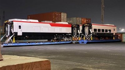 وزير النقل: وصول القطار الثالث والرابع من قطارات 