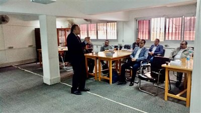 برنامج تدريبي عن الجوانب المالية والقانونية في الأعمال الجامعية لأعضاء هيئة التدريس بجامعة سوهاج 