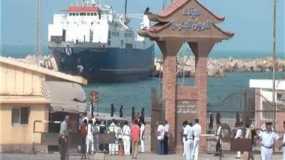 فتح ميناء العريش البحري بعد تحسن الظروف الجوية