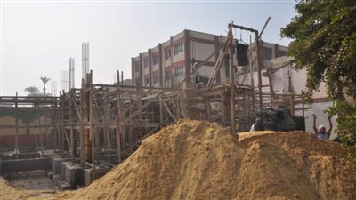 نائب محافظ بني سويف يتابع الموقف التنفيذي لمشروعات حياة كريمة بناصر