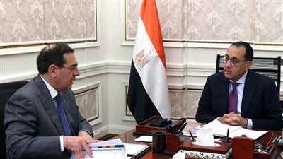 مدبولي يؤكد استمرار التعاون بين أجهزة الدولة لإتاحة التمويل لتوفير المنتجات البترولية