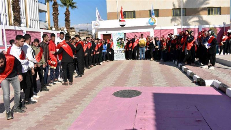 جانب من الزيارة