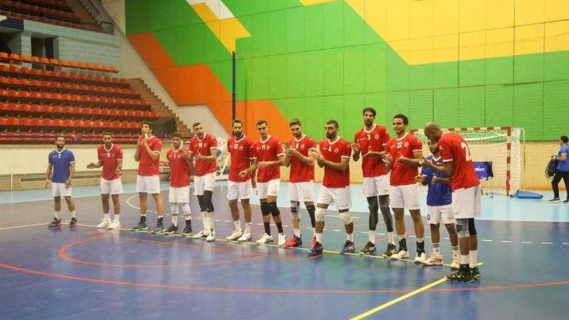 طائرة رجال الأهلي