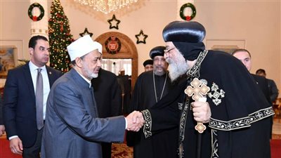 البابا تواضروس يستقبل فضيلة شيخ الأزهر للتهنئة بعيد الميلاد المجيد