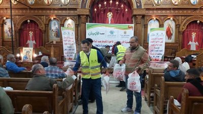 توزيع لحوم مجانأ على 325 أسرة بكنيسة مارىي جرجس ببيلا في كفر الشيخ