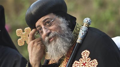 البابا تواضروس يستقبل وزير الداخلية للتهنئة بعيد الميلاد المجيد