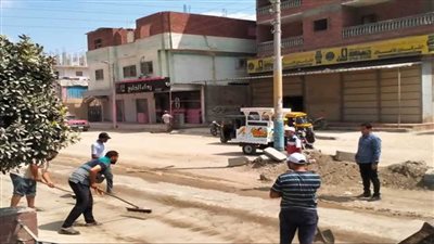 مركز ومدينة التل الكبير يواصل أعمال النظافة والإنارة العامة 