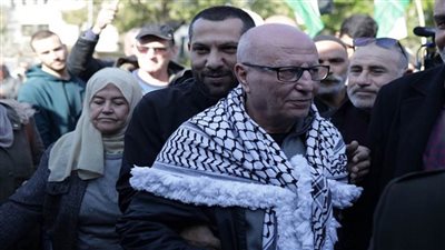 الاحتلال يتخذ قرارا جديدا بشأن 3 من مسؤولي السلطة الفلسطينية