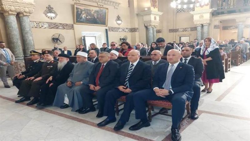 محافظ القاهرة خالد