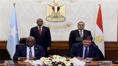 رئيسا وزراء مصر والصومال يشهدان توقيع مذكرة تفاهم لتعزيز التعاون في المجال الإعلامي