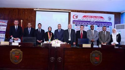  مناقشة دكتوراه عن 